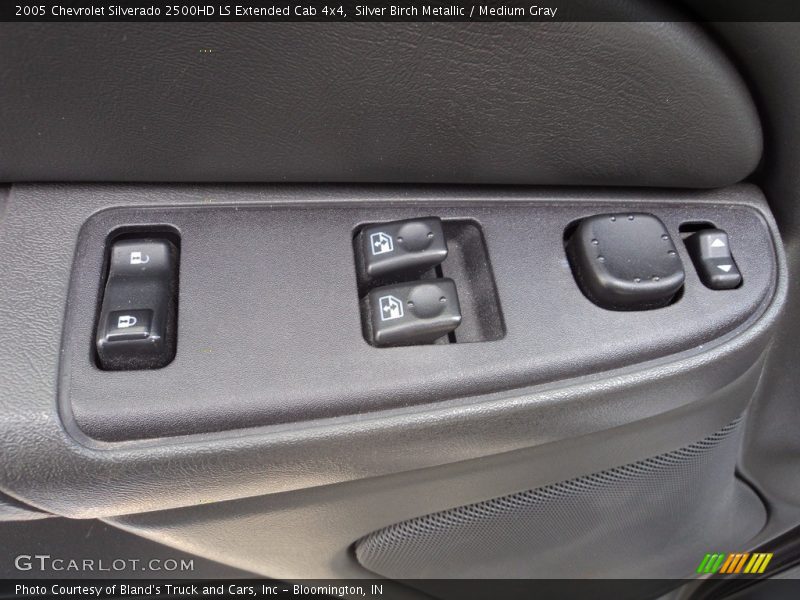 Silver Birch Metallic / Medium Gray 2005 Chevrolet Silverado 2500HD LS Extended Cab 4x4