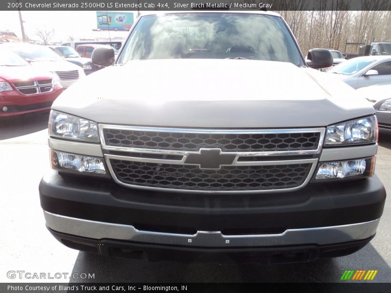 Silver Birch Metallic / Medium Gray 2005 Chevrolet Silverado 2500HD LS Extended Cab 4x4