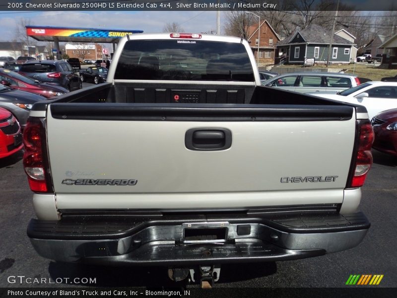 Silver Birch Metallic / Medium Gray 2005 Chevrolet Silverado 2500HD LS Extended Cab 4x4
