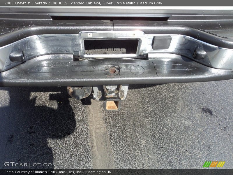 Silver Birch Metallic / Medium Gray 2005 Chevrolet Silverado 2500HD LS Extended Cab 4x4