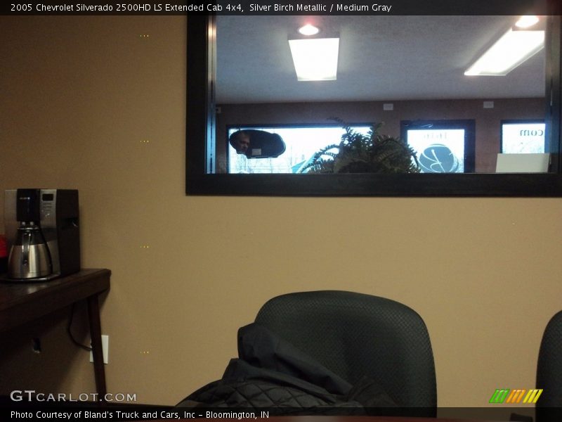 Silver Birch Metallic / Medium Gray 2005 Chevrolet Silverado 2500HD LS Extended Cab 4x4
