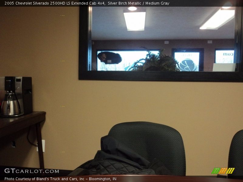 Silver Birch Metallic / Medium Gray 2005 Chevrolet Silverado 2500HD LS Extended Cab 4x4