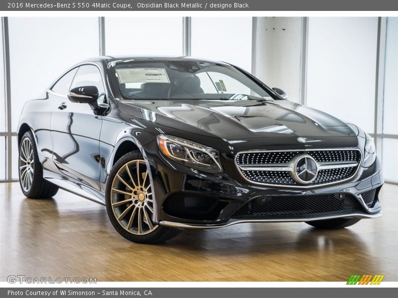 Front 3/4 View of 2016 S 550 4Matic Coupe