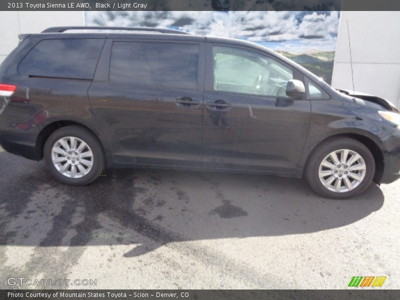 Black / Light Gray 2013 Toyota Sienna LE AWD