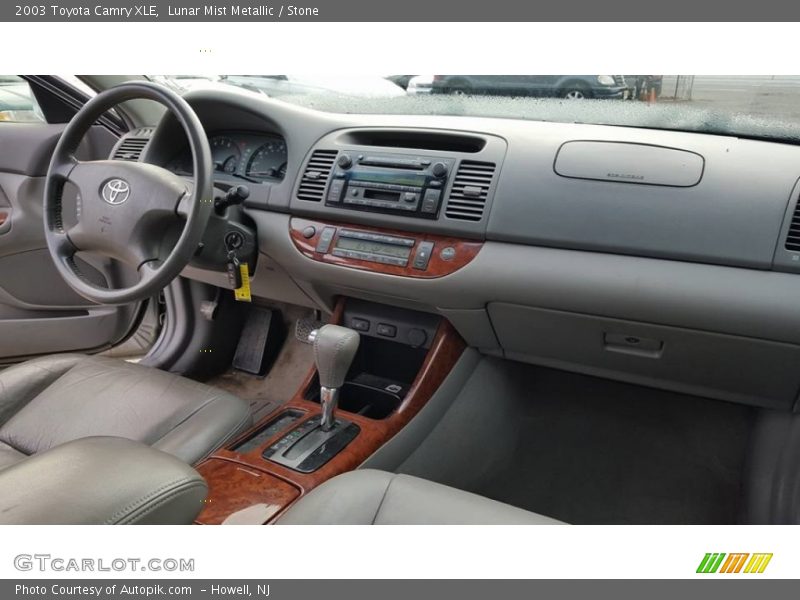 Lunar Mist Metallic / Stone 2003 Toyota Camry XLE