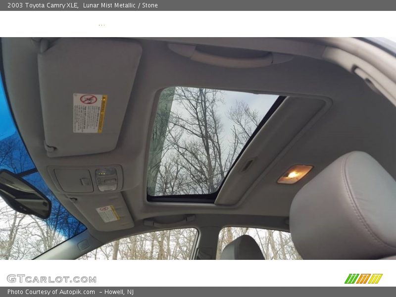 Lunar Mist Metallic / Stone 2003 Toyota Camry XLE