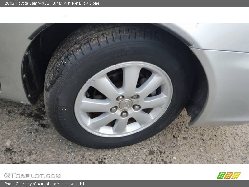 Lunar Mist Metallic / Stone 2003 Toyota Camry XLE