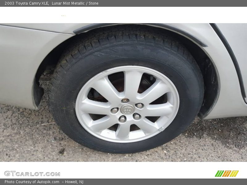 Lunar Mist Metallic / Stone 2003 Toyota Camry XLE