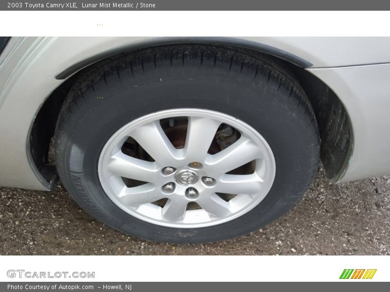 Lunar Mist Metallic / Stone 2003 Toyota Camry XLE