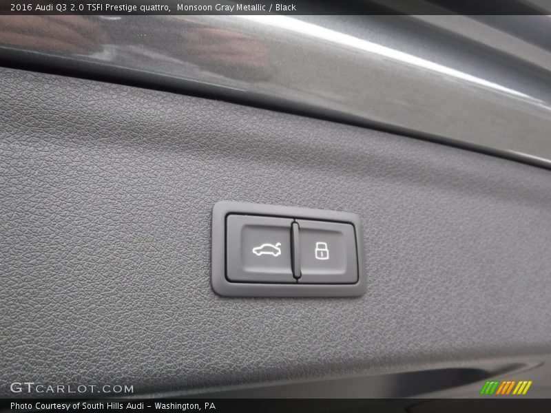 Monsoon Gray Metallic / Black 2016 Audi Q3 2.0 TSFI Prestige quattro