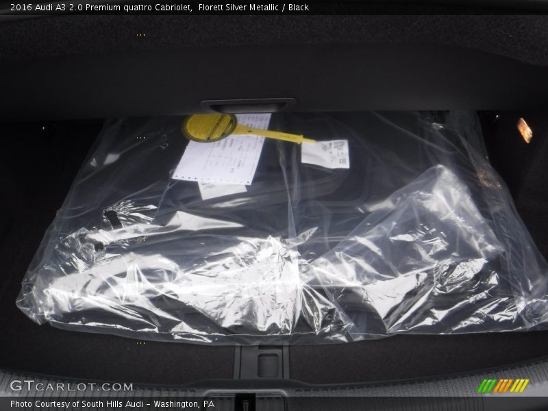 Florett Silver Metallic / Black 2016 Audi A3 2.0 Premium quattro Cabriolet