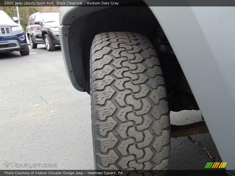 Black Clearcoat / Medium Slate Gray 2005 Jeep Liberty Sport 4x4