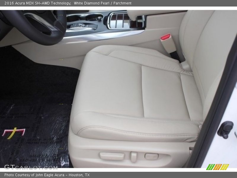 White Diamond Pearl / Parchment 2016 Acura MDX SH-AWD Technology