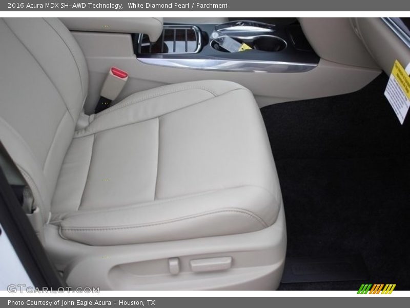 White Diamond Pearl / Parchment 2016 Acura MDX SH-AWD Technology