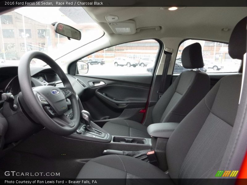 Race Red / Charcoal Black 2016 Ford Focus SE Sedan