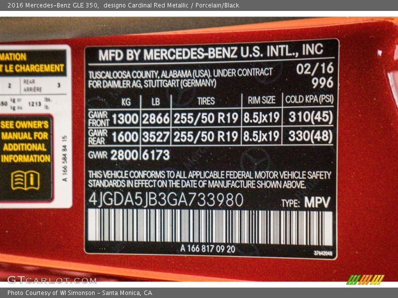 designo Cardinal Red Metallic / Porcelain/Black 2016 Mercedes-Benz GLE 350