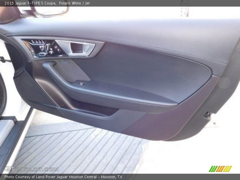 Polaris White / Jet 2015 Jaguar F-TYPE S Coupe