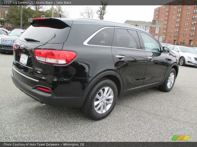 Ebony Black / Satin Black 2016 Kia Sorento LX