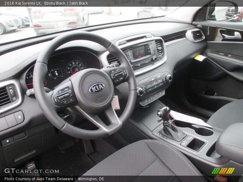 Ebony Black / Satin Black 2016 Kia Sorento LX