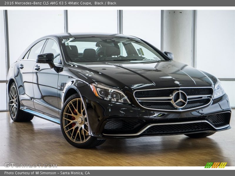 Front 3/4 View of 2016 CLS AMG 63 S 4Matic Coupe