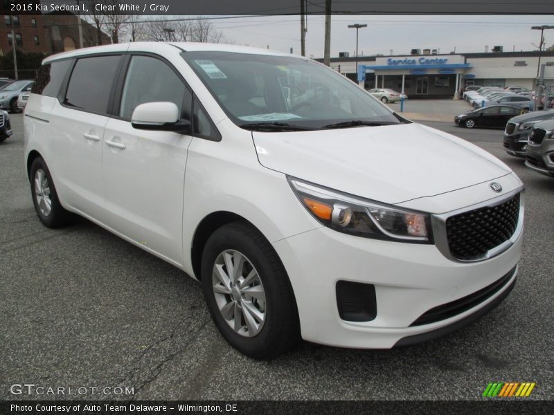 Clear White / Gray 2016 Kia Sedona L