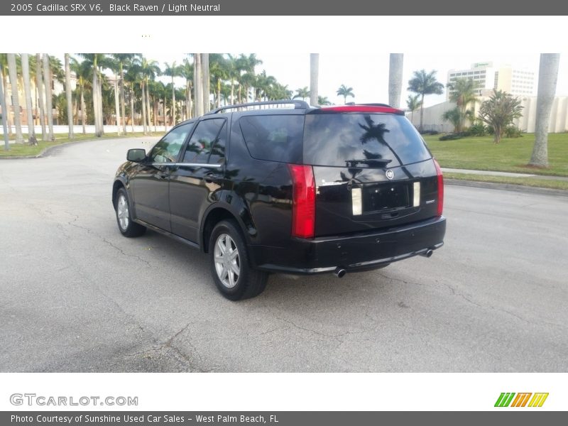 Black Raven / Light Neutral 2005 Cadillac SRX V6