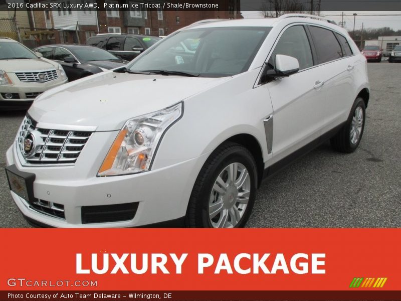 Platinum Ice Tricoat / Shale/Brownstone 2016 Cadillac SRX Luxury AWD