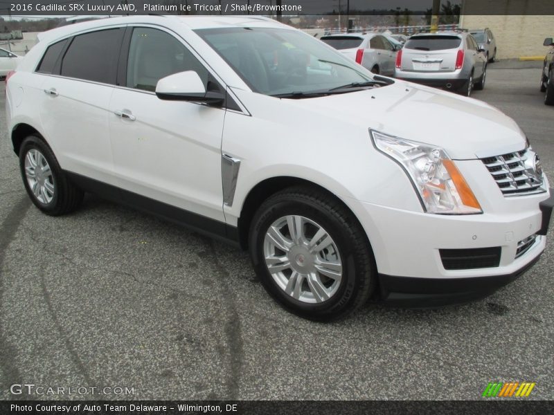 Platinum Ice Tricoat / Shale/Brownstone 2016 Cadillac SRX Luxury AWD