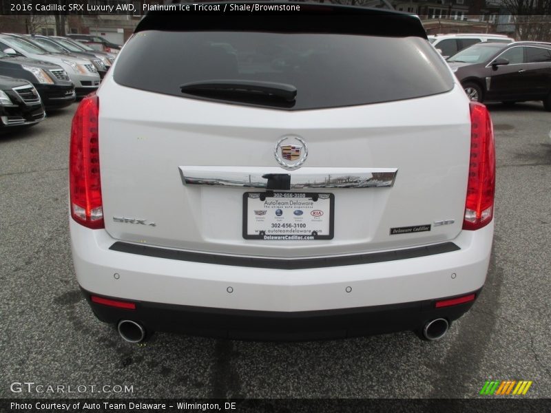 Platinum Ice Tricoat / Shale/Brownstone 2016 Cadillac SRX Luxury AWD