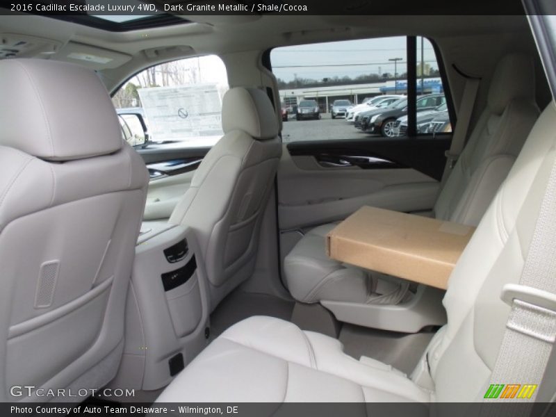 Dark Granite Metallic / Shale/Cocoa 2016 Cadillac Escalade Luxury 4WD