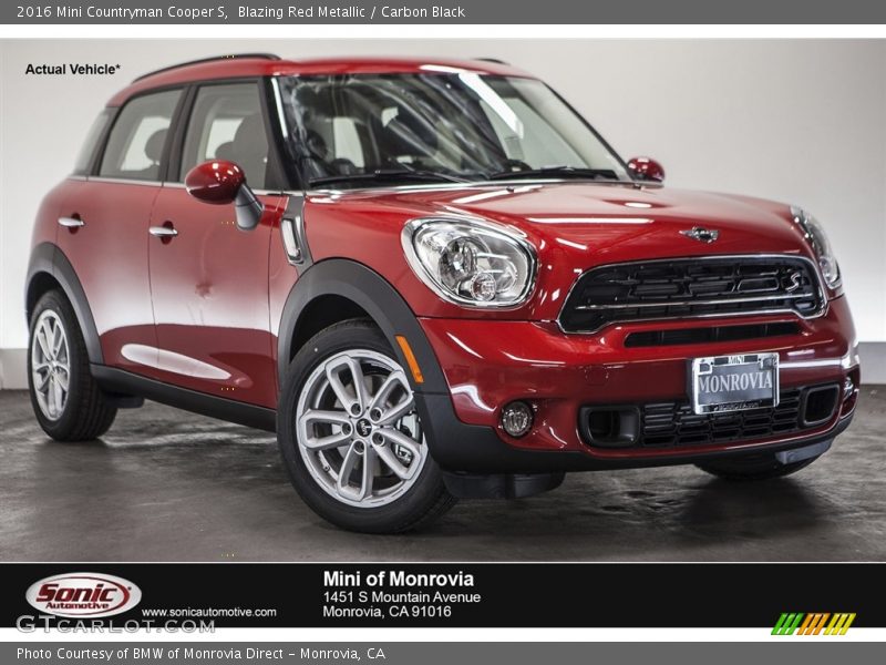 Blazing Red Metallic / Carbon Black 2016 Mini Countryman Cooper S