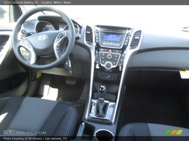 Ceramic White / Black 2016 Hyundai Elantra GT