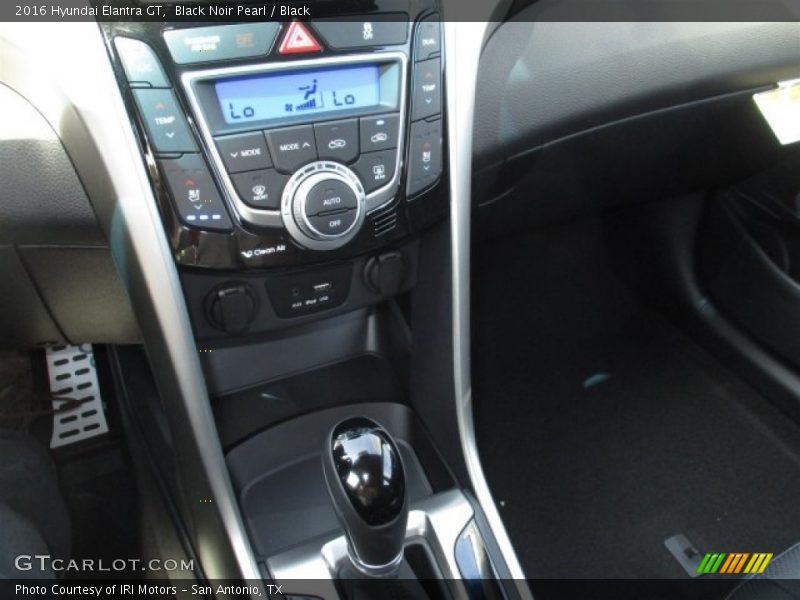 Black Noir Pearl / Black 2016 Hyundai Elantra GT
