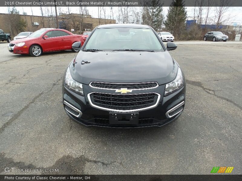 Black Granite Metallic / Medium Titanium 2016 Chevrolet Cruze Limited LT