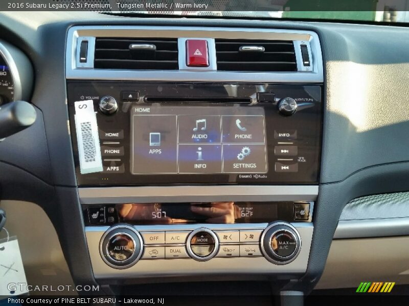Tungsten Metallic / Warm Ivory 2016 Subaru Legacy 2.5i Premium