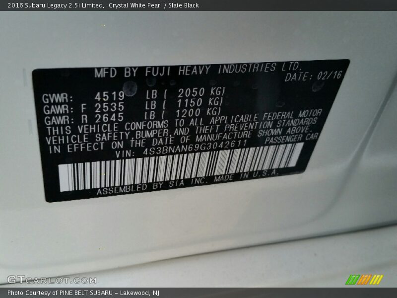 Crystal White Pearl / Slate Black 2016 Subaru Legacy 2.5i Limited