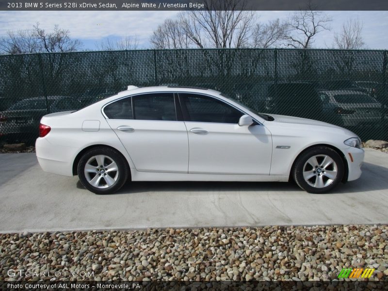 Alpine White / Venetian Beige 2013 BMW 5 Series 528i xDrive Sedan