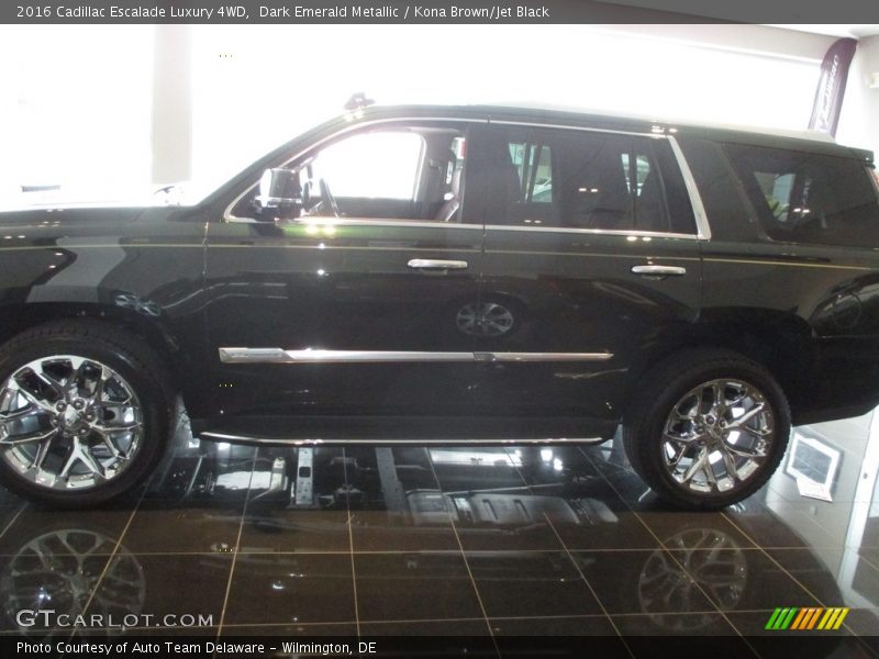 Dark Emerald Metallic / Kona Brown/Jet Black 2016 Cadillac Escalade Luxury 4WD