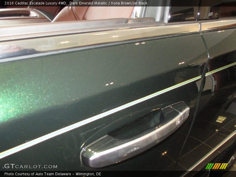 Dark Emerald Metallic / Kona Brown/Jet Black 2016 Cadillac Escalade Luxury 4WD