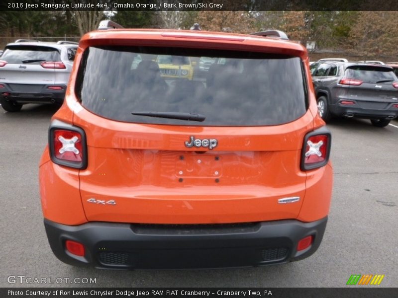 Omaha Orange / Bark Brown/Ski Grey 2016 Jeep Renegade Latitude 4x4
