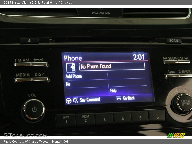 Pearl White / Charcoal 2015 Nissan Altima 2.5 S