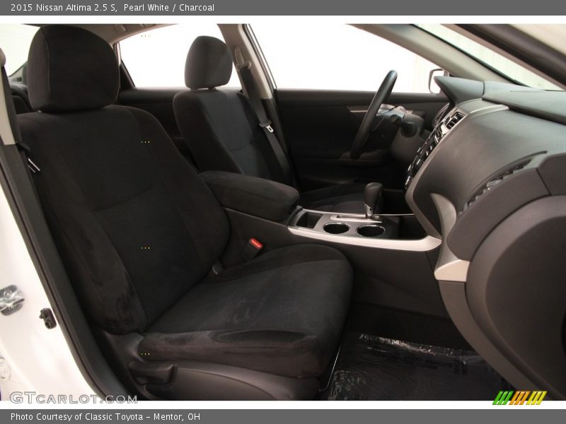 Pearl White / Charcoal 2015 Nissan Altima 2.5 S