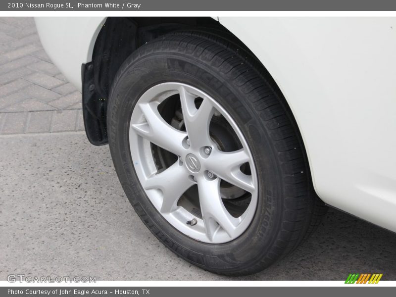 Phantom White / Gray 2010 Nissan Rogue SL