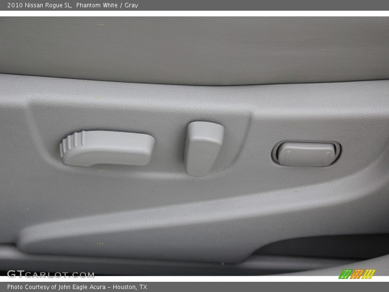 Phantom White / Gray 2010 Nissan Rogue SL