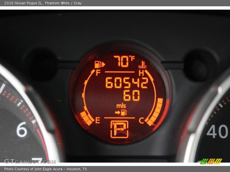 Phantom White / Gray 2010 Nissan Rogue SL