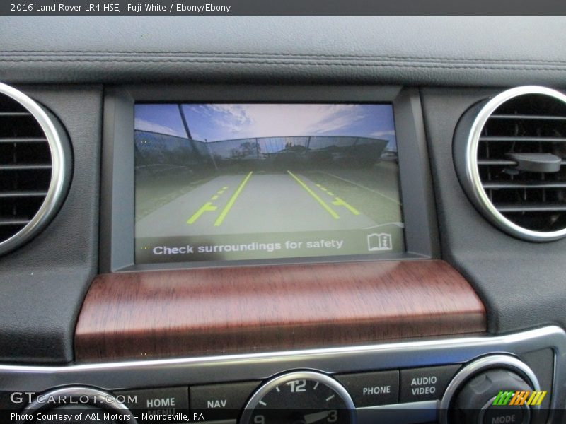 Fuji White / Ebony/Ebony 2016 Land Rover LR4 HSE