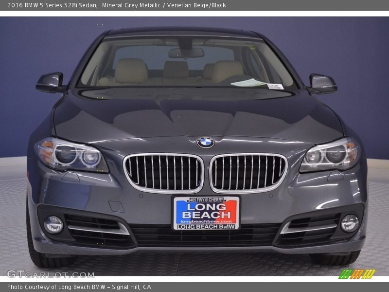 Mineral Grey Metallic / Venetian Beige/Black 2016 BMW 5 Series 528i Sedan