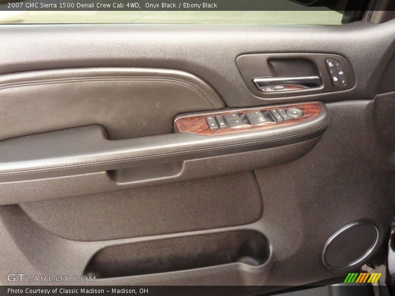 Onyx Black / Ebony Black 2007 GMC Sierra 1500 Denali Crew Cab 4WD