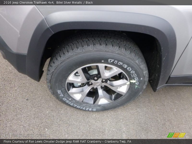 Billet Silver Metallic / Black 2016 Jeep Cherokee Trailhawk 4x4