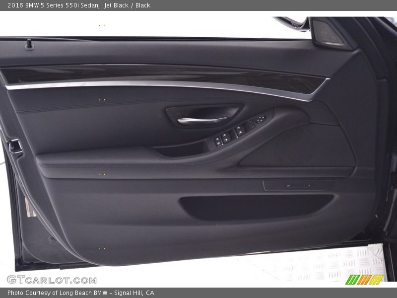 Jet Black / Black 2016 BMW 5 Series 550i Sedan